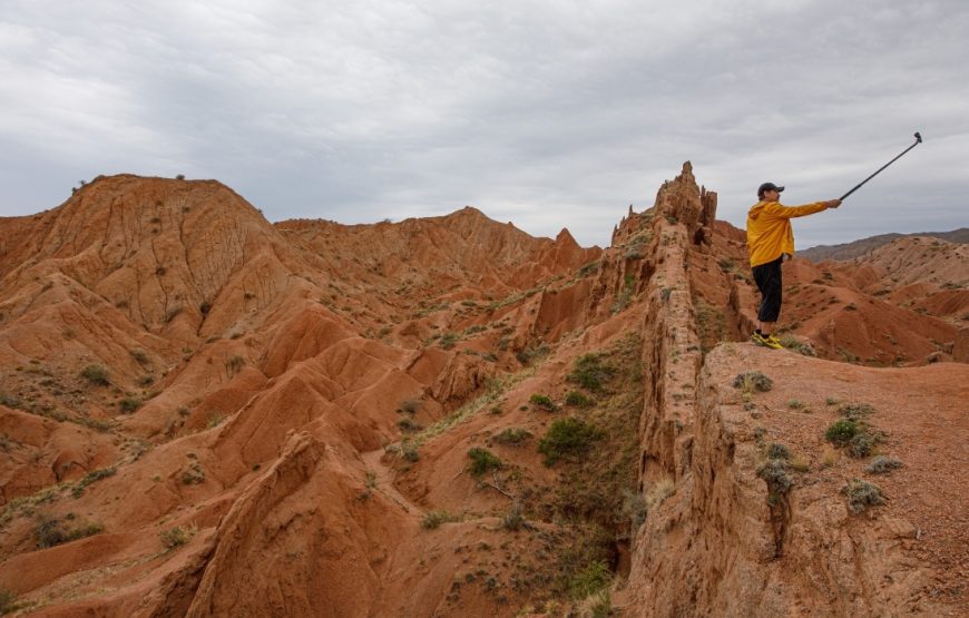 Golden Hiking Tour