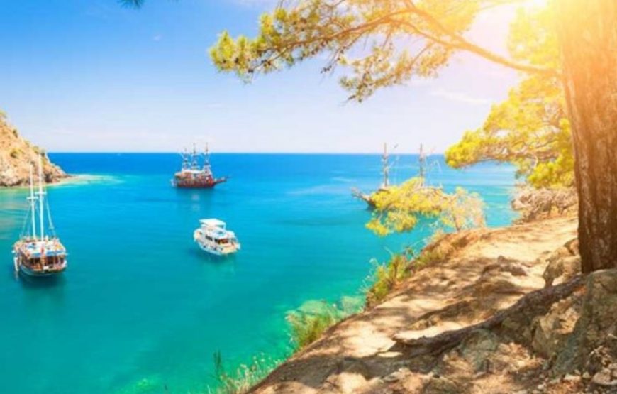 Kemer Boat Tour: Unwind on the Sparkling Mediterranean