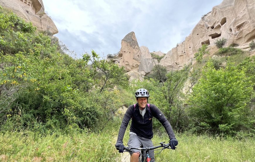 Fairy Chimney Loop – Cappadocia Bike Tour through Valleys & Rock Formations