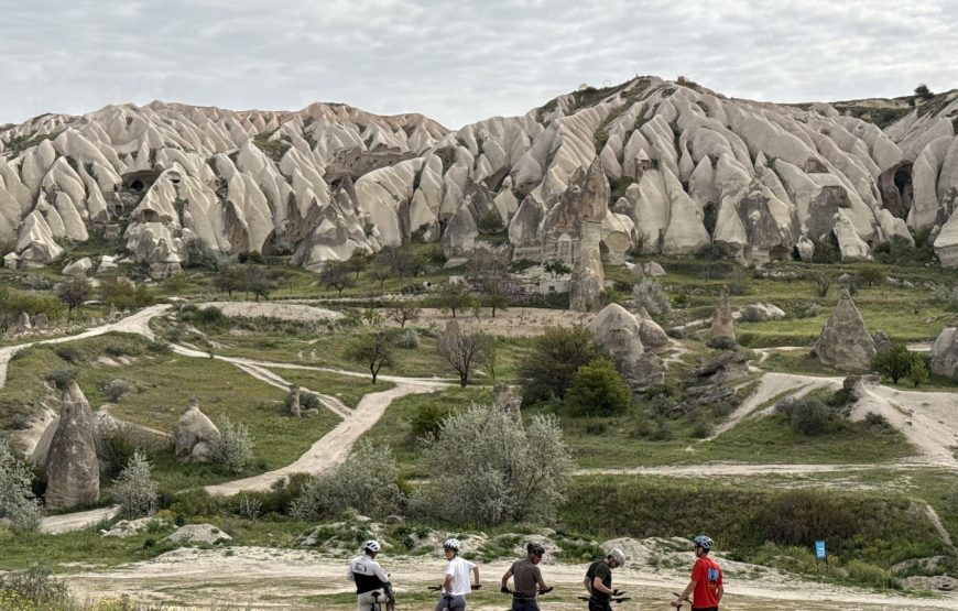 Fairy Chimney Loop – Cappadocia Bike Tour through Valleys & Rock Formations